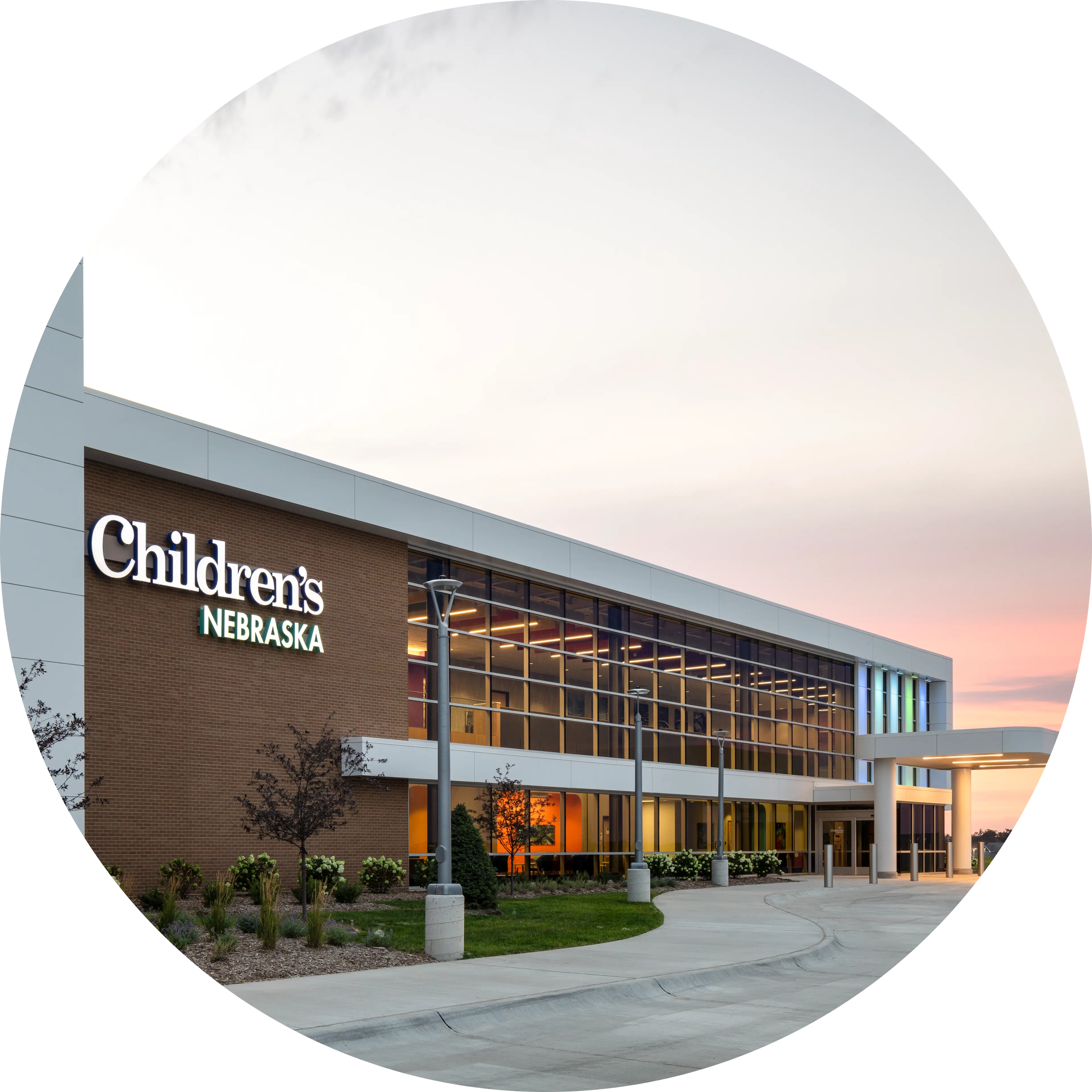 Photo of the exterior of the Children’s Nebraska – West Omaha building