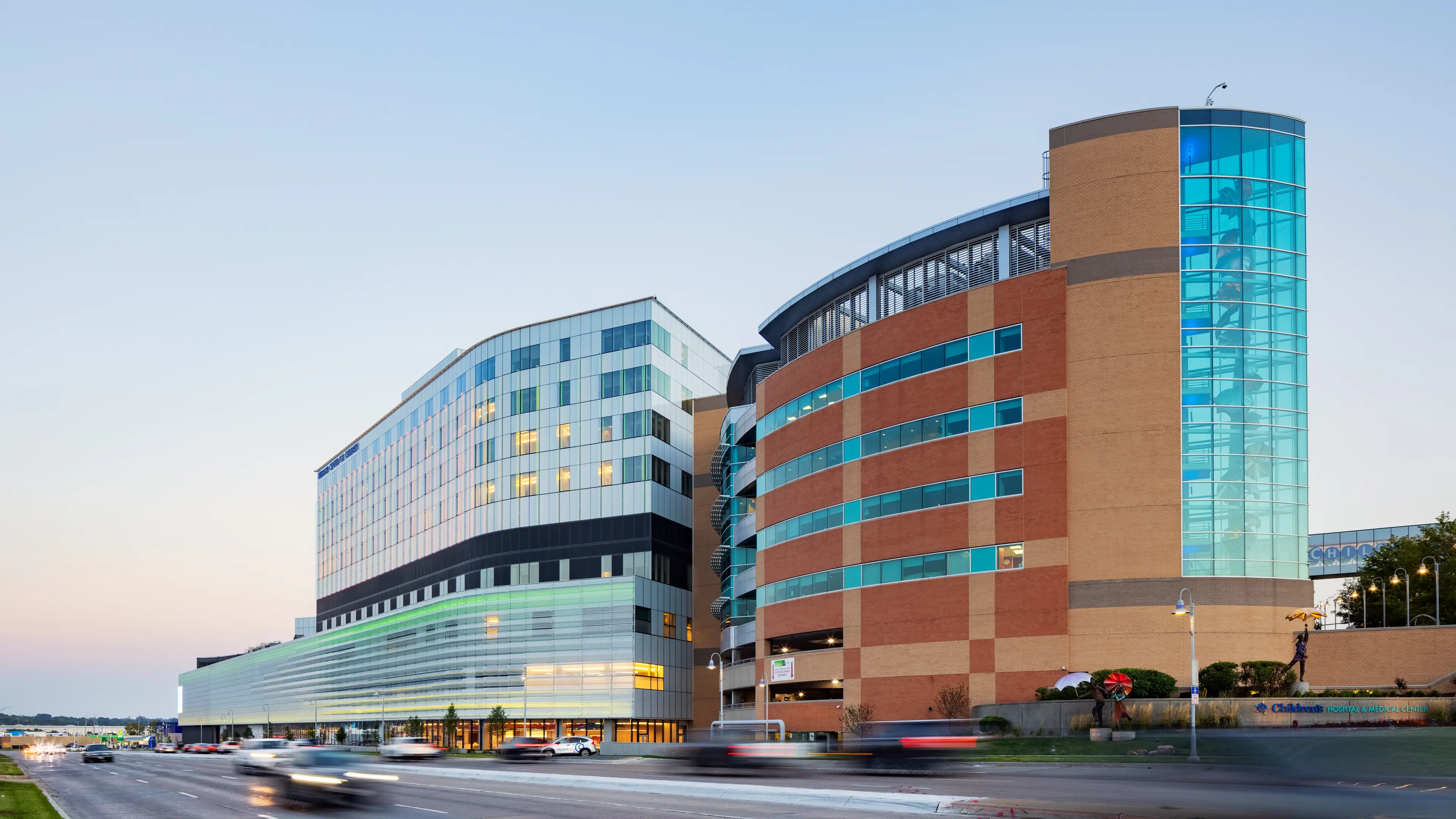 Exterior photo of the Children's Nebraska hospital.