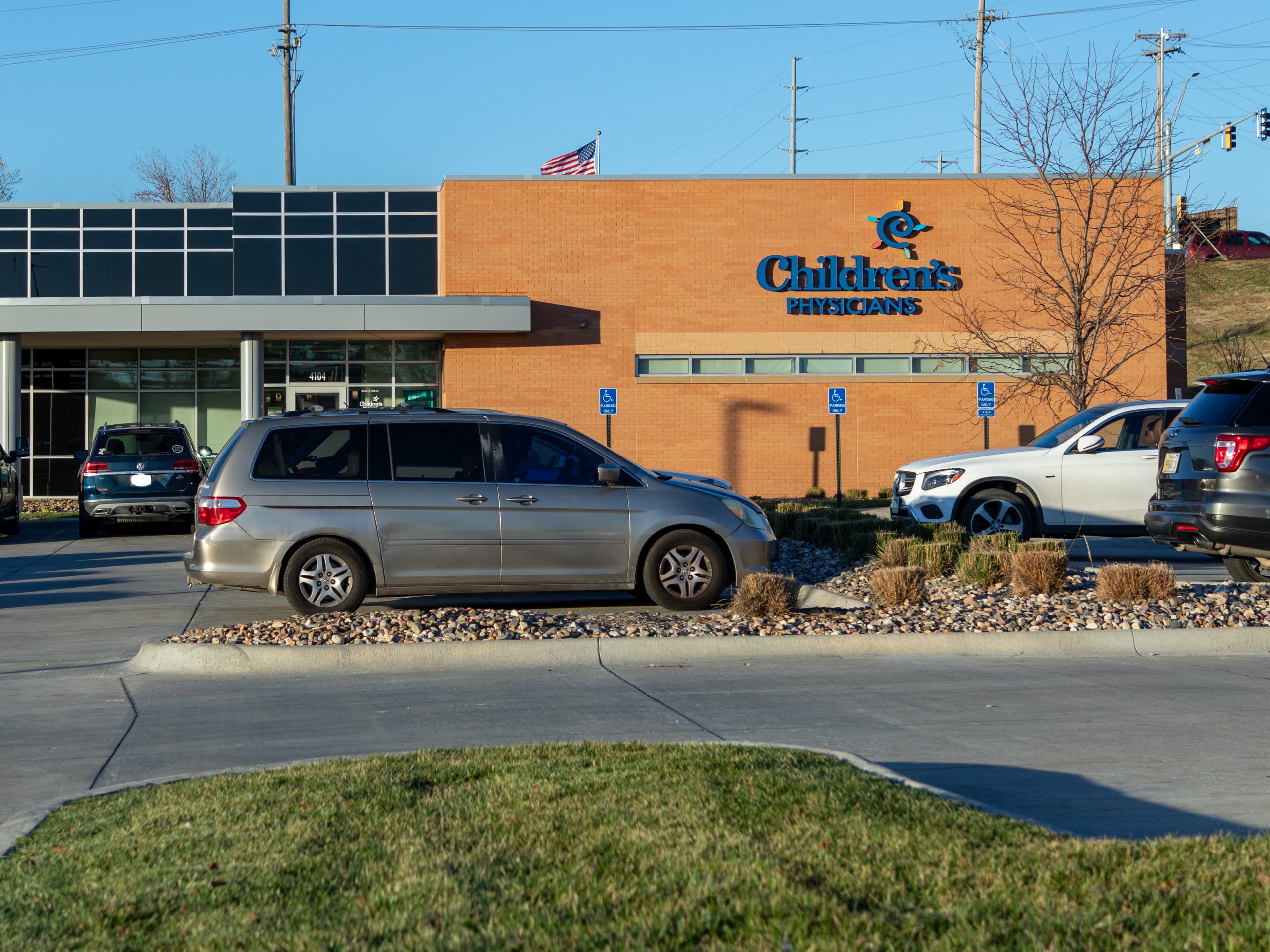 4104 S 50th St (Children-s Physicians, Spring Valley)