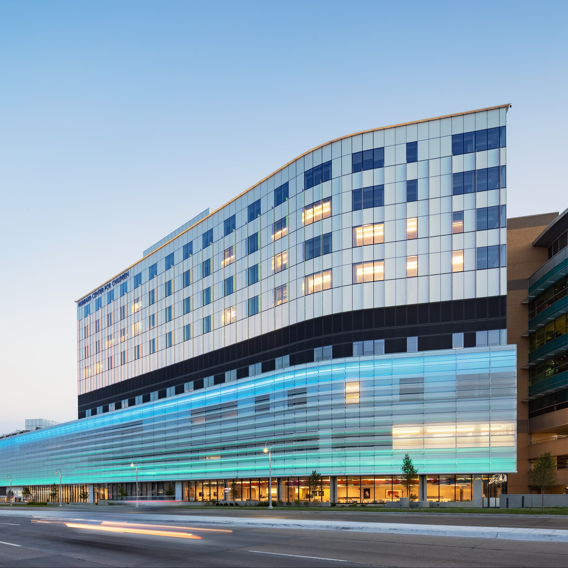 Exterior photo of Children's Nebraska pediatric hospital.